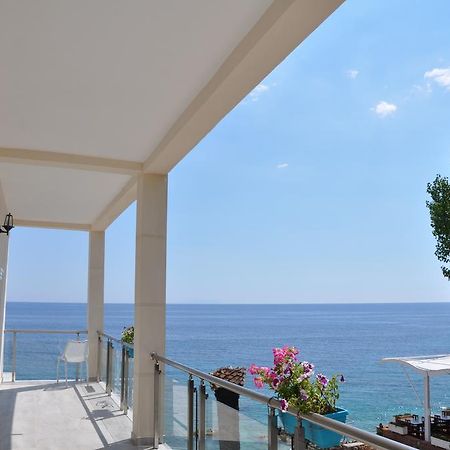 Guesthouse Riviera "Xh&M" Dhërmi Eksteriør bilde