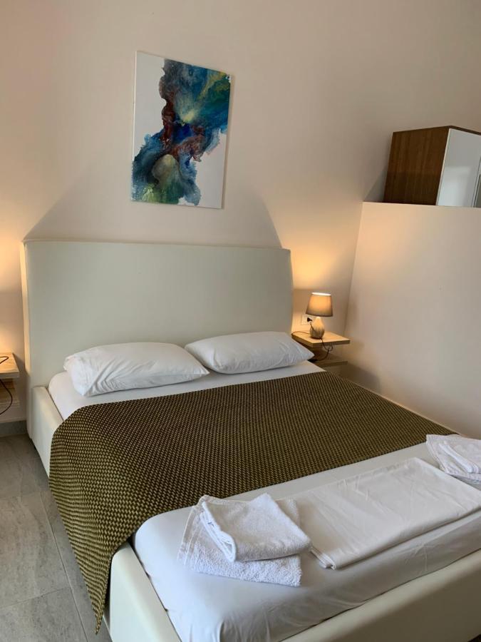 Guesthouse Riviera "Xh&M" Dhërmi Eksteriør bilde